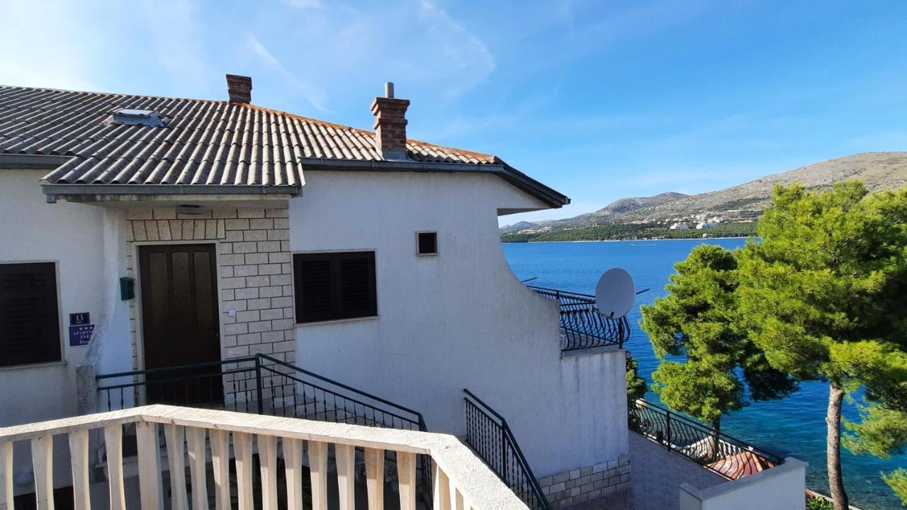 Donji Okrug  Seaview & Beachfront Apartments Jakov מראה חיצוני תמונה
