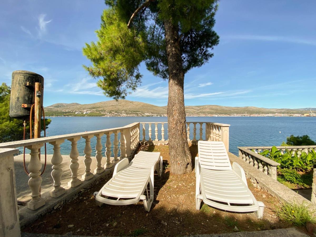Donji Okrug  Seaview & Beachfront Apartments Jakov מראה חיצוני תמונה
