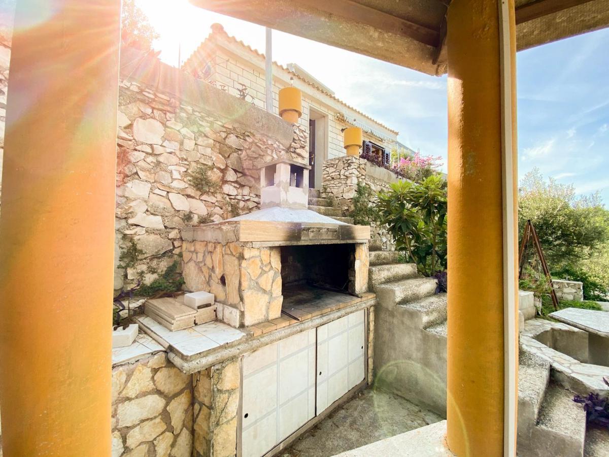 Donji Okrug  Seaview & Beachfront Apartments Jakov מראה חיצוני תמונה